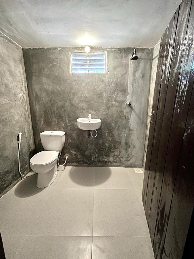 Lake House Homestay アヌラーダプラ エクステリア 写真